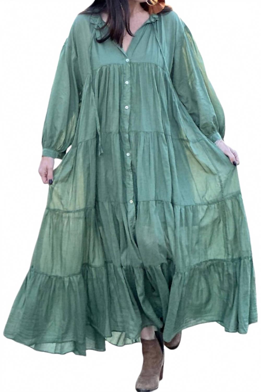 Дафни длинное платье макси с длинными рукавами в цвете хаки-зеленый Pearl and Caviar
Дафни длинное платье макси с длинными рукавами в цвете хаки-зеленый Pearl and Caviar