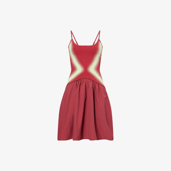 Платье мини Ph5 Наоми из эластичной ткани на бретелях, красный
Платье мини Ph5 Наоми из эластичной ткани на бретелях, красный