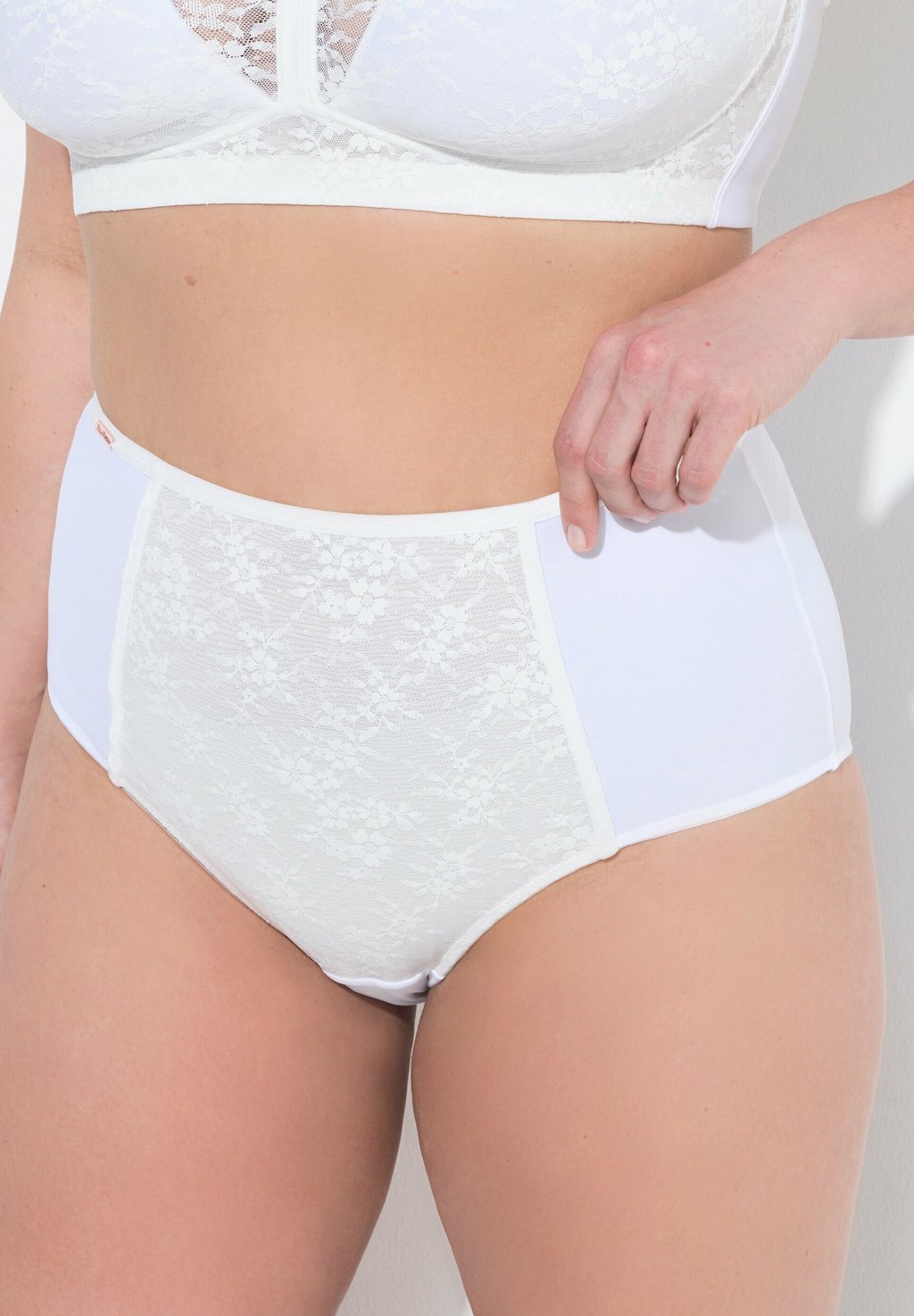 Трусы INSERT Ulla Popken, белый
Трусы INSERT Ulla Popken, белый