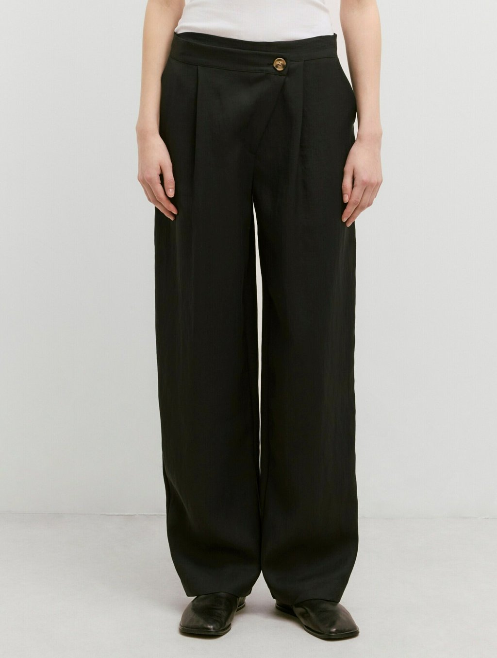 Брюки EDITED, черный
Брюки EDITED, черный