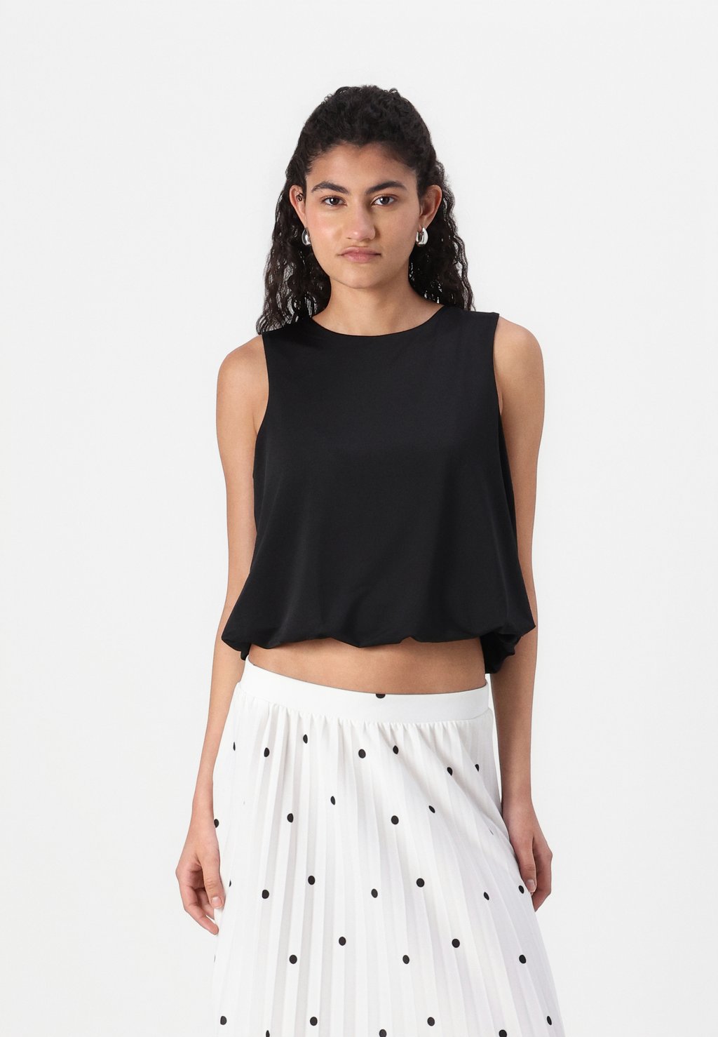 Топ ONLDANI LIFE BALLOON ONLY, черный
Топ ONLDANI LIFE BALLOON ONLY, черный