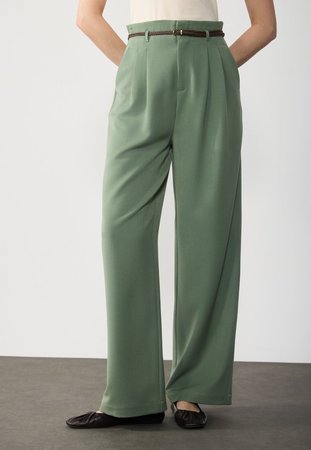 Брюки Anna Field by Zalando, темно-зеленый
Брюки Anna Field by Zalando, темно-зеленый