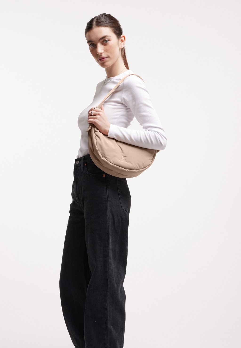 Сумка CLOUD MOON MONOCHROME GOT BAG, песочный
Сумка CLOUD MOON MONOCHROME GOT BAG, песочный