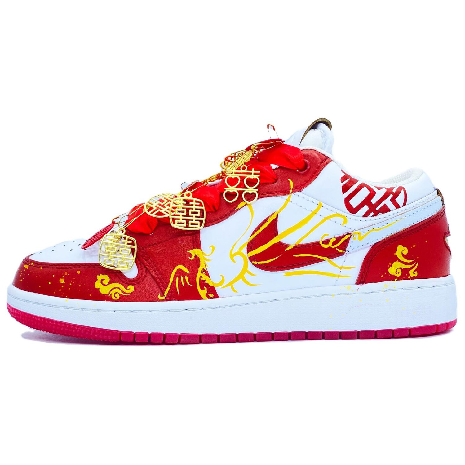 Кроссовки Air Jordan 1 Vintage Basketball Shoes Women's Low-top Gold/red/white, красный
Кроссовки Air Jordan 1 Vintage Basketball Shoes Women's Low-top Gold/red/white, красный