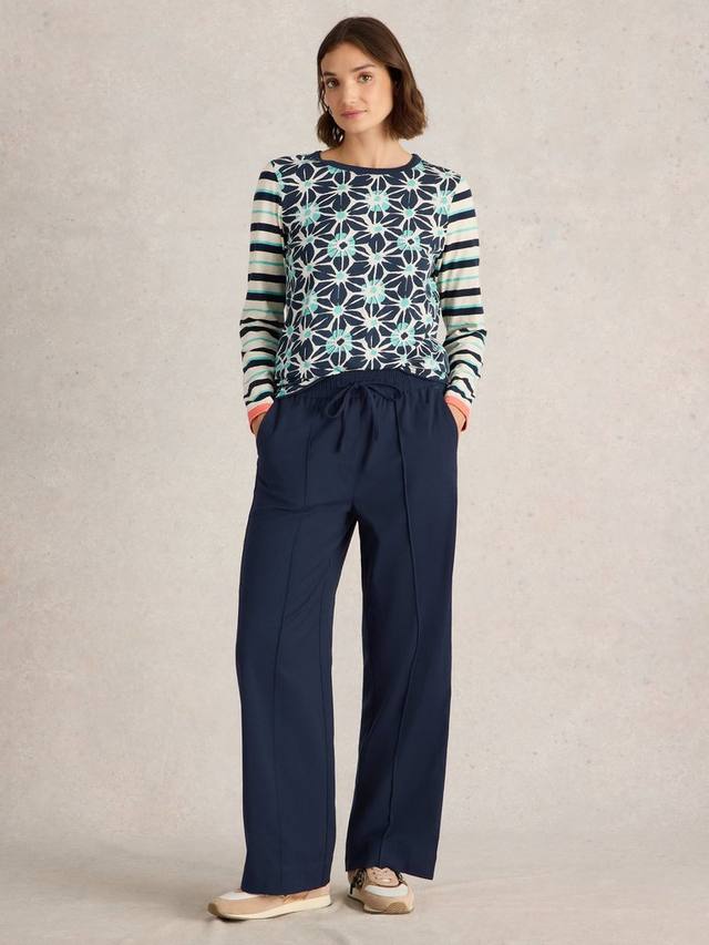 Широкие брюки freda White Stuff, темно-синий
Широкие брюки freda White Stuff, темно-синий