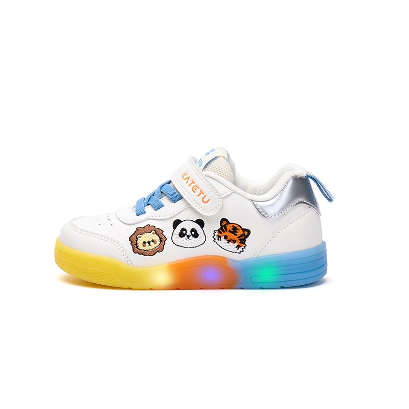 Детские кроссовки для скейтбординга. Возраст: от 3 до 7 лет. KATETU, белый/желтый/оранжевый
Детские кроссовки для скейтбординга. Возраст: от 3 до 7 лет. KATETU, белый/желтый/оранжевый