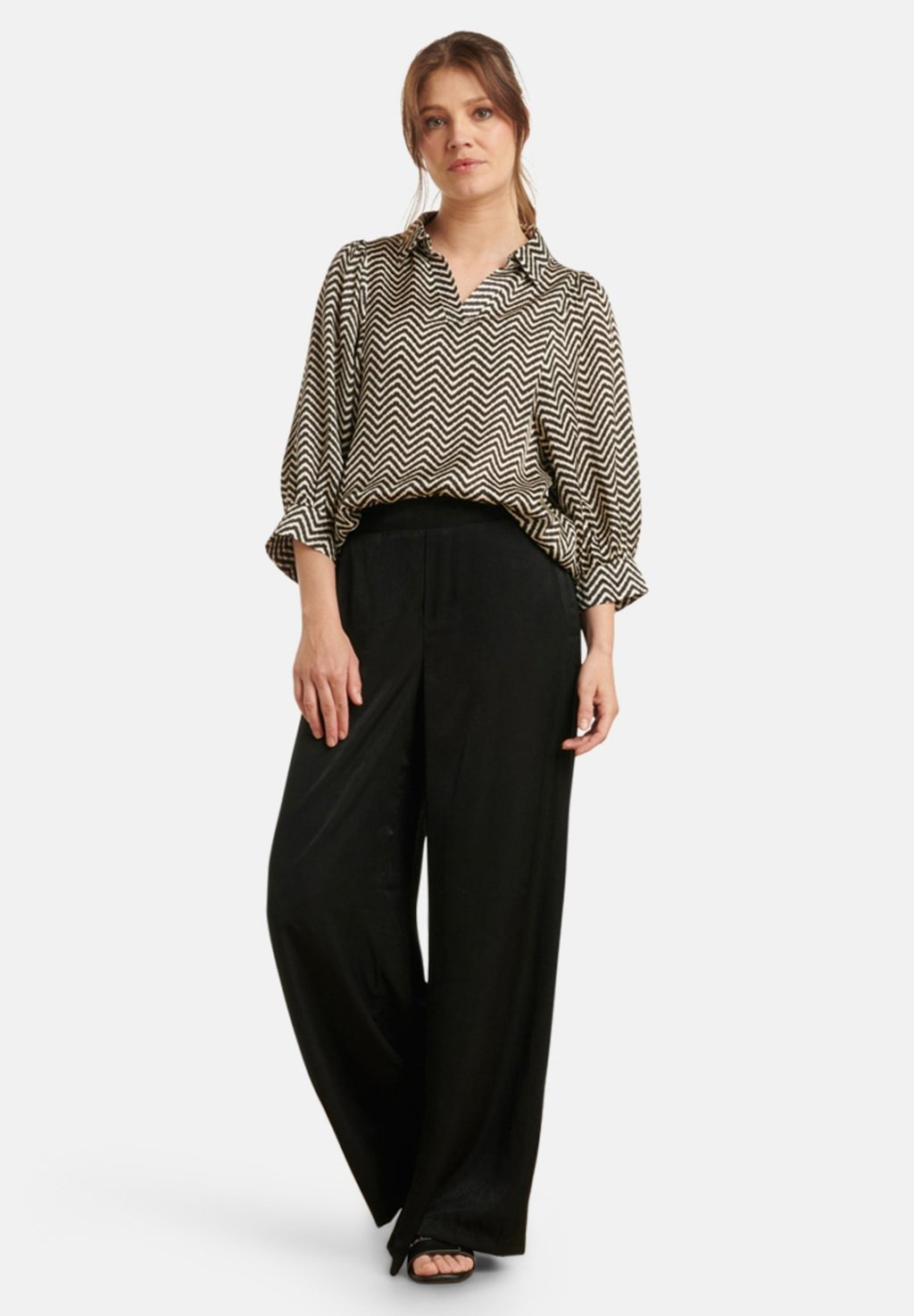 Блуза Smashed Lemon, черный
Блуза Smashed Lemon, черный