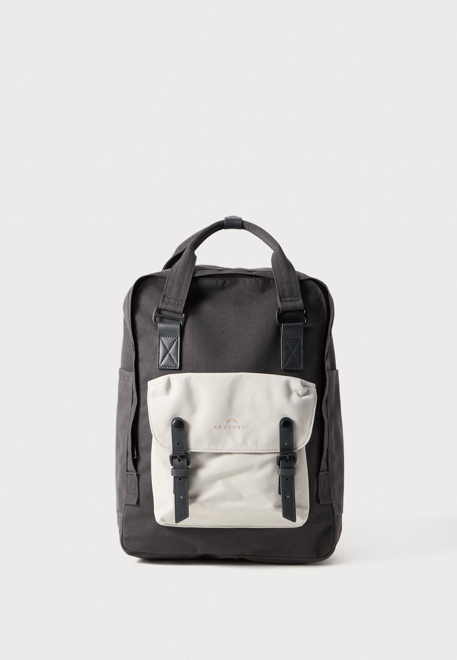 Рюкзак Doughnut MACAROON MEDITATIVE BACKPACK UNISEX, Ground/Sand/Grey
Рюкзак Doughnut MACAROON MEDITATIVE BACKPACK UNISEX, Ground/Sand/Grey