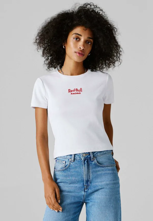 Классическая футболка с логотипом. Red Bull Racing X Pepe Jeans, White, Белый, Классическая футболка с логотипом. Red Bull Racing X Pepe Jeans, White
Классическая футболка с логотипом. Red Bull Racing X Pepe Jeans, White, Белый, Классическая футболка с логотипом. Red Bull Racing X Pepe Jeans, White