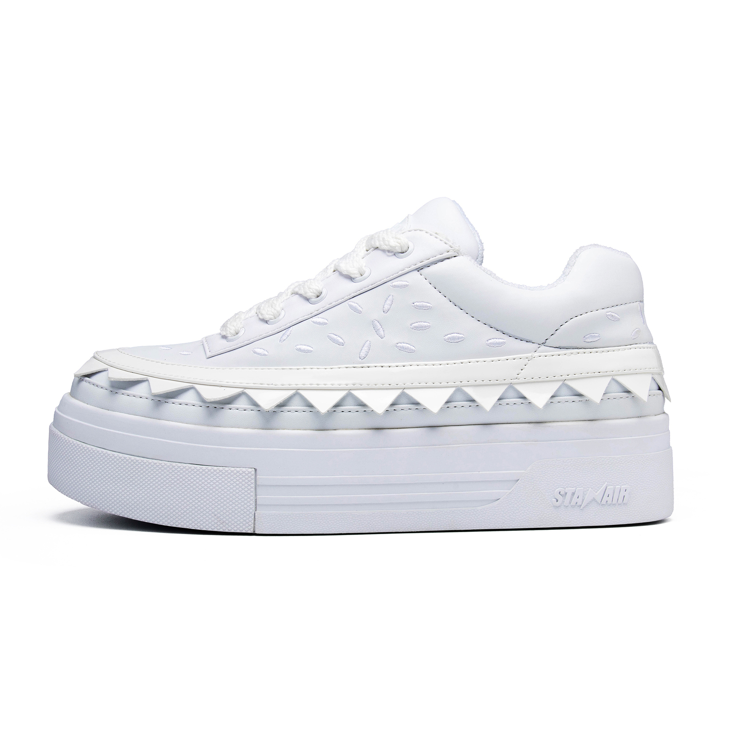 Vandytheburger Станэйр Икс скейтборд обувь унисекс низкие белые, черно-белые, цвет White
Vandytheburger Станэйр Икс скейтборд обувь унисекс низкие белые, черно-белые, цвет White