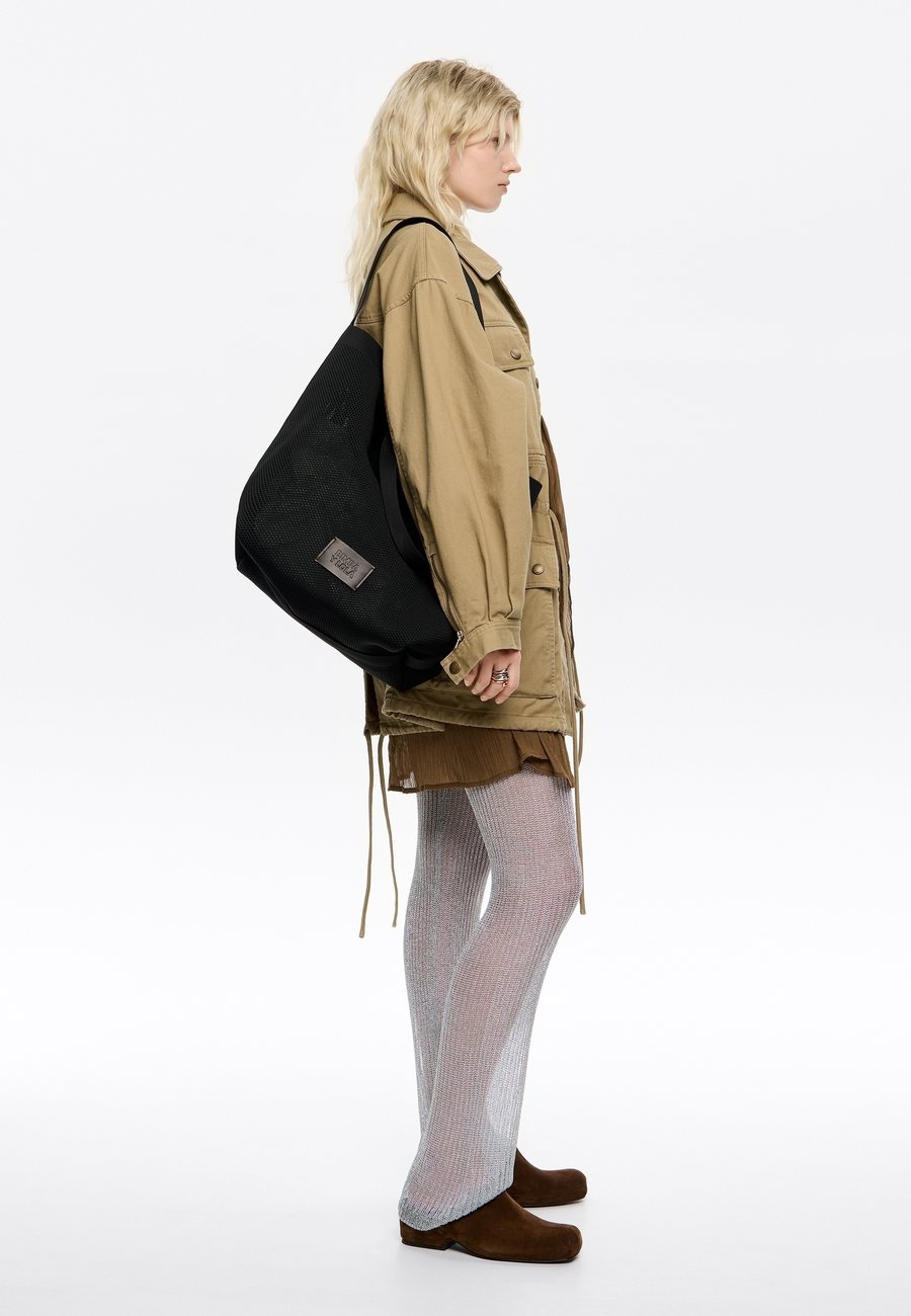 Сумка-шоппер Bimba Y Lola SHOPPER, Black
Сумка-шоппер Bimba Y Lola SHOPPER, Black