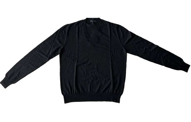 Свитер мужской Prada с V-образным вырезом, черный
Свитер мужской Prada с V-образным вырезом, черный