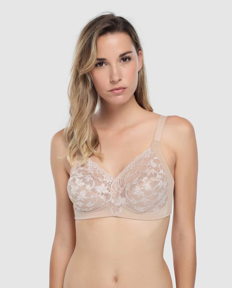 Объемный бюстгальтер без косточек Triumph
Объемный бюстгальтер без косточек Triumph