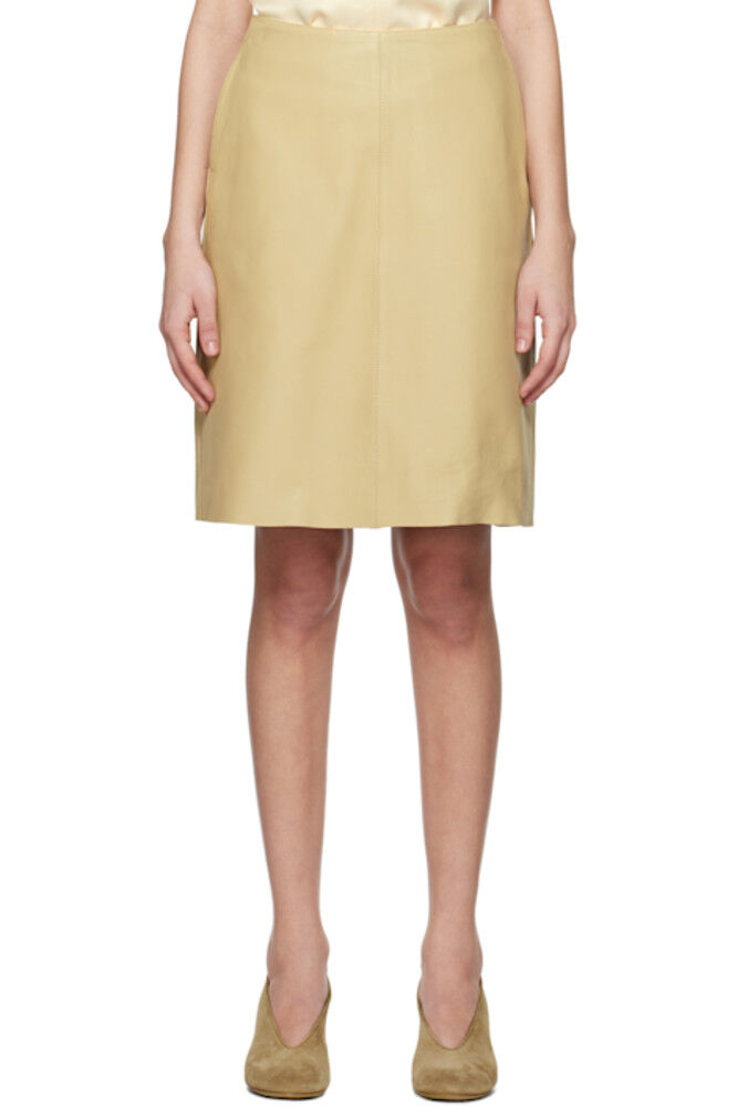 Бежевая кожаная мини-юбка А-силуэта TOTEME
Бежевая кожаная мини-юбка А-силуэта TOTEME