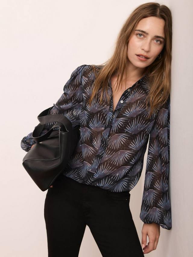 Геометрическая блузка с блестками Mint Velvet, Blue/Multi
Геометрическая блузка с блестками Mint Velvet, Blue/Multi