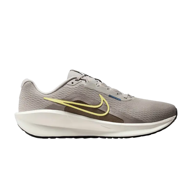 Кроссовки Nike Downshifter 13 'College Grey Soft Yellow', серый
Кроссовки Nike Downshifter 13 'College Grey Soft Yellow', серый