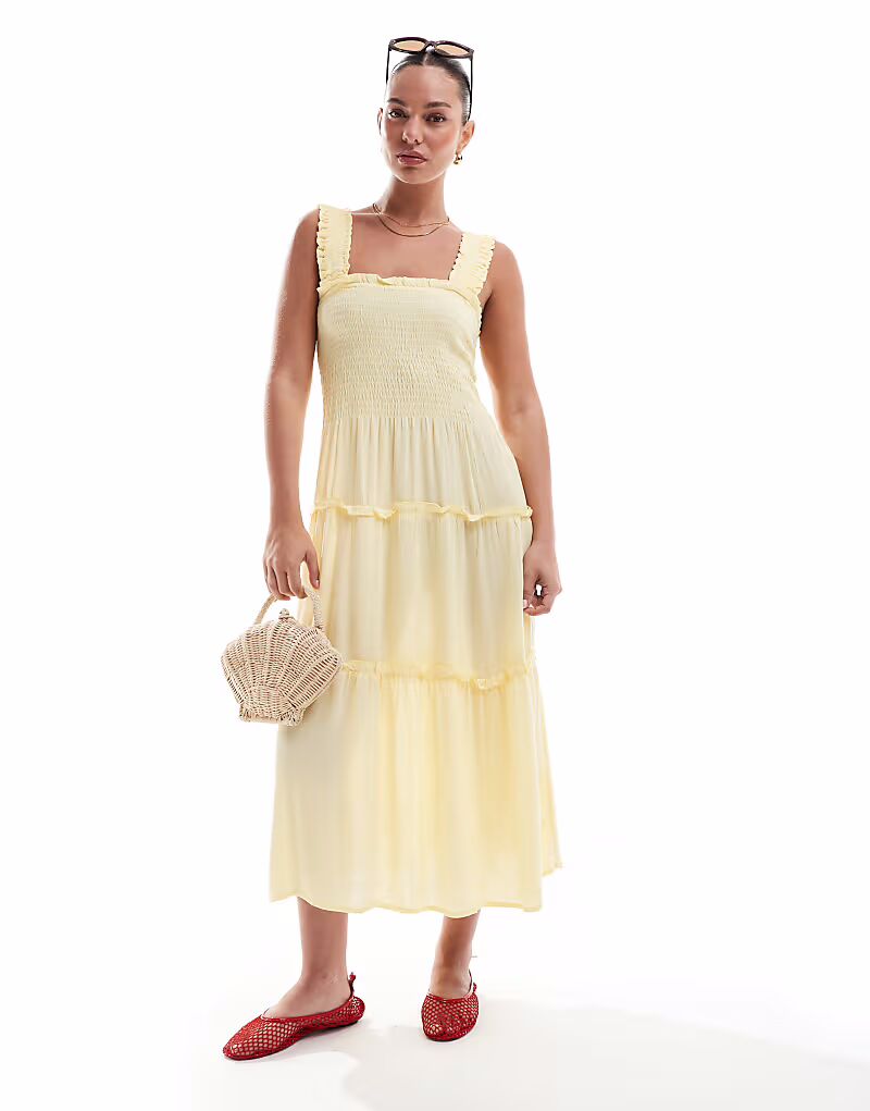 Платье миди со сборками на бретелях нежно-бананового цвета Vero Moda
Платье миди со сборками на бретелях нежно-бананового цвета Vero Moda