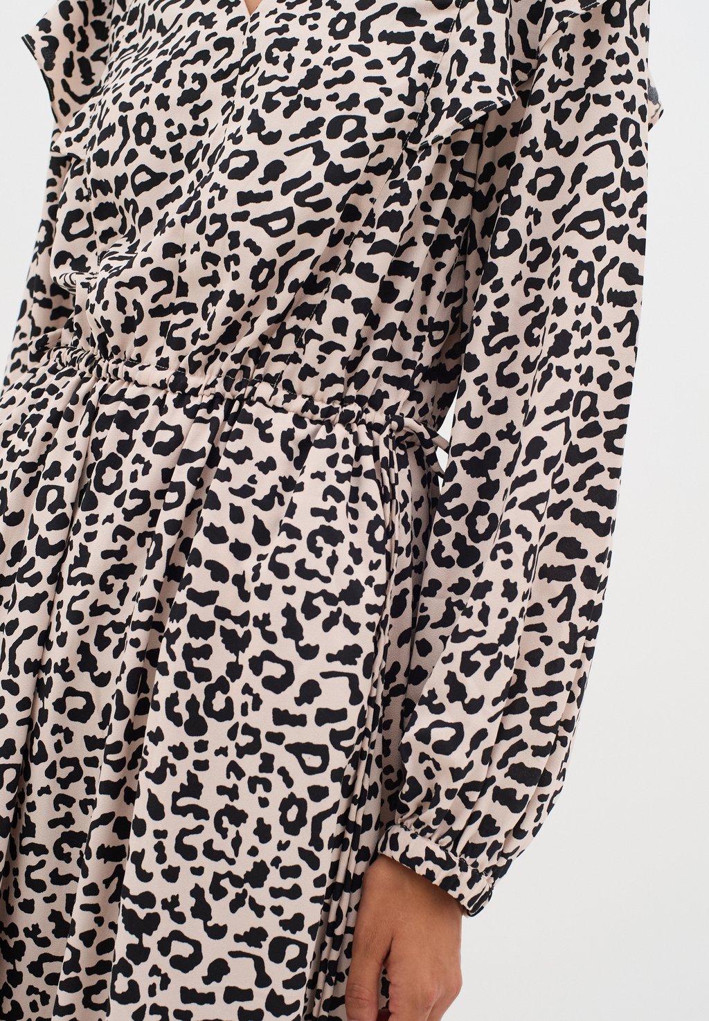 Повседневное платье NINAH V-NECK InWear, черный
Повседневное платье NINAH V-NECK InWear, черный