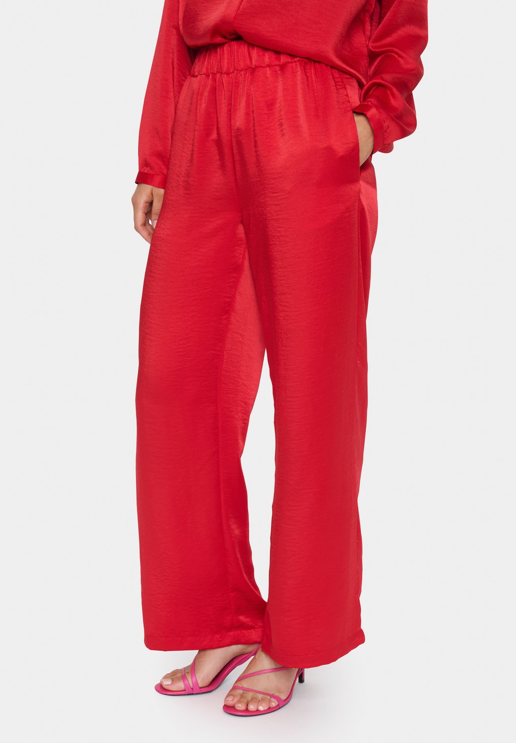 Брюки DINNE Saint Tropez, красный 
Брюки DINNE Saint Tropez, красный