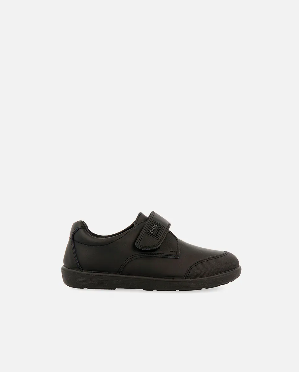 Кожаные мокасины для мальчика с застежкой на липучку и усиленным мыском Gioseppo, черный
Кожаные мокасины для мальчика с застежкой на липучку и усиленным мыском Gioseppo, черный