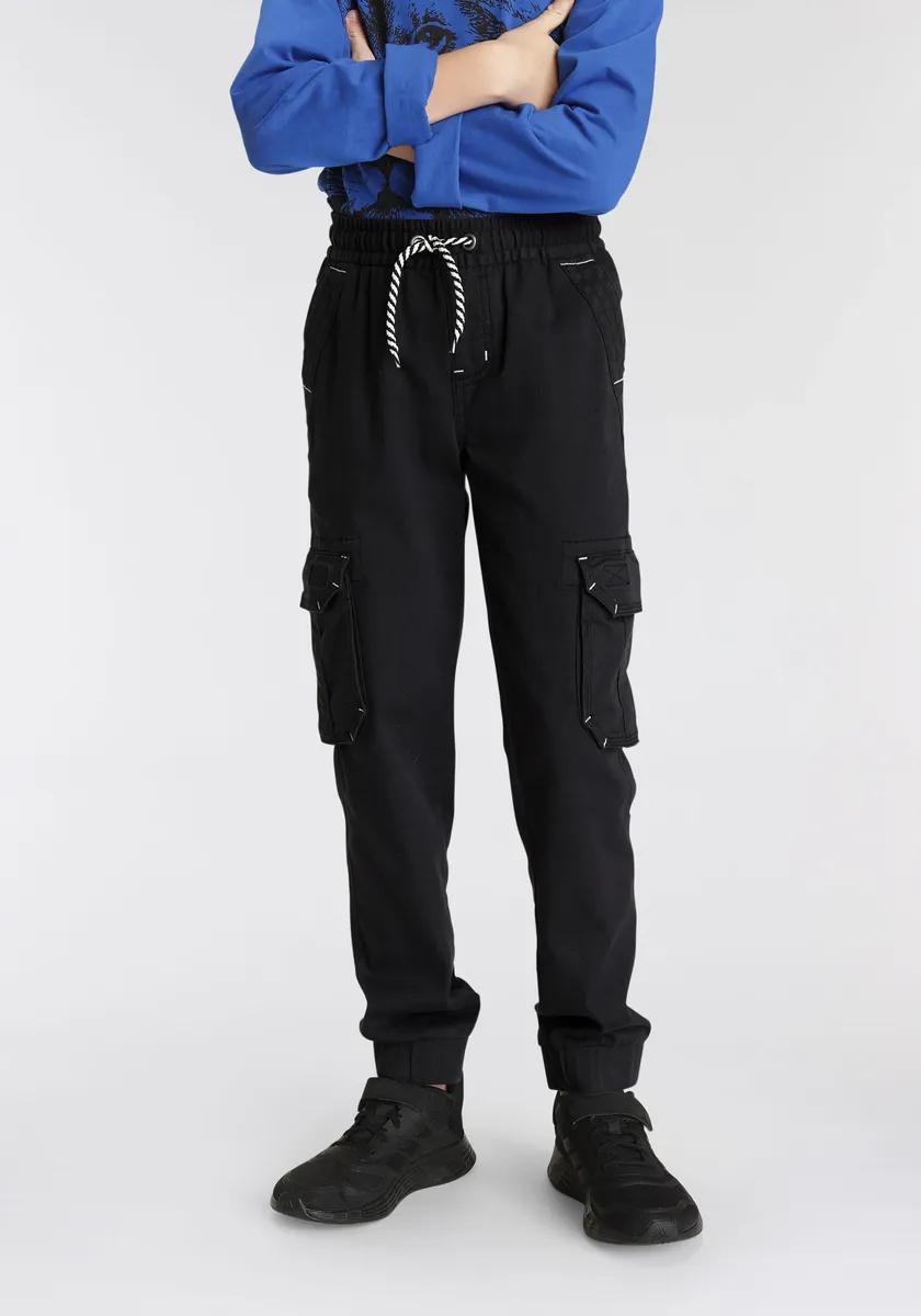 KIDSWORLD брюки-карго "удобный вариант без застежки" для мальчиков, черный
KIDSWORLD брюки-карго "удобный вариант без застежки" для мальчиков, черный