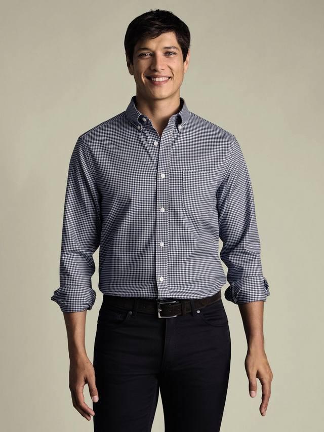 Немнущаяся рубашка из твила в клетку Charles Tyrwhitt, Ink Blue
Немнущаяся рубашка из твила в клетку Charles Tyrwhitt, Ink Blue