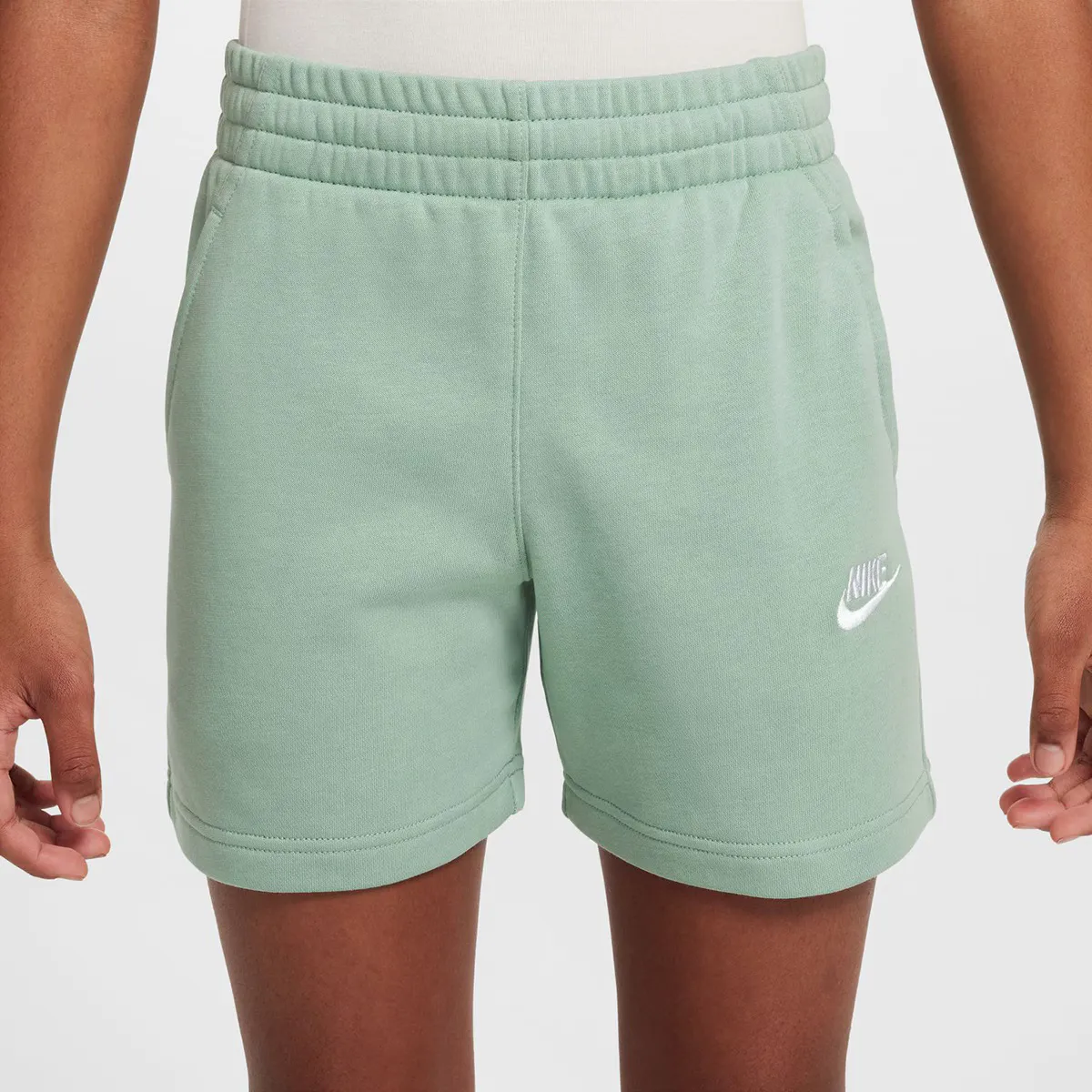Флисовые шорты для девочек Nike Sportswear Club, зеленый
Флисовые шорты для девочек Nike Sportswear Club, зеленый