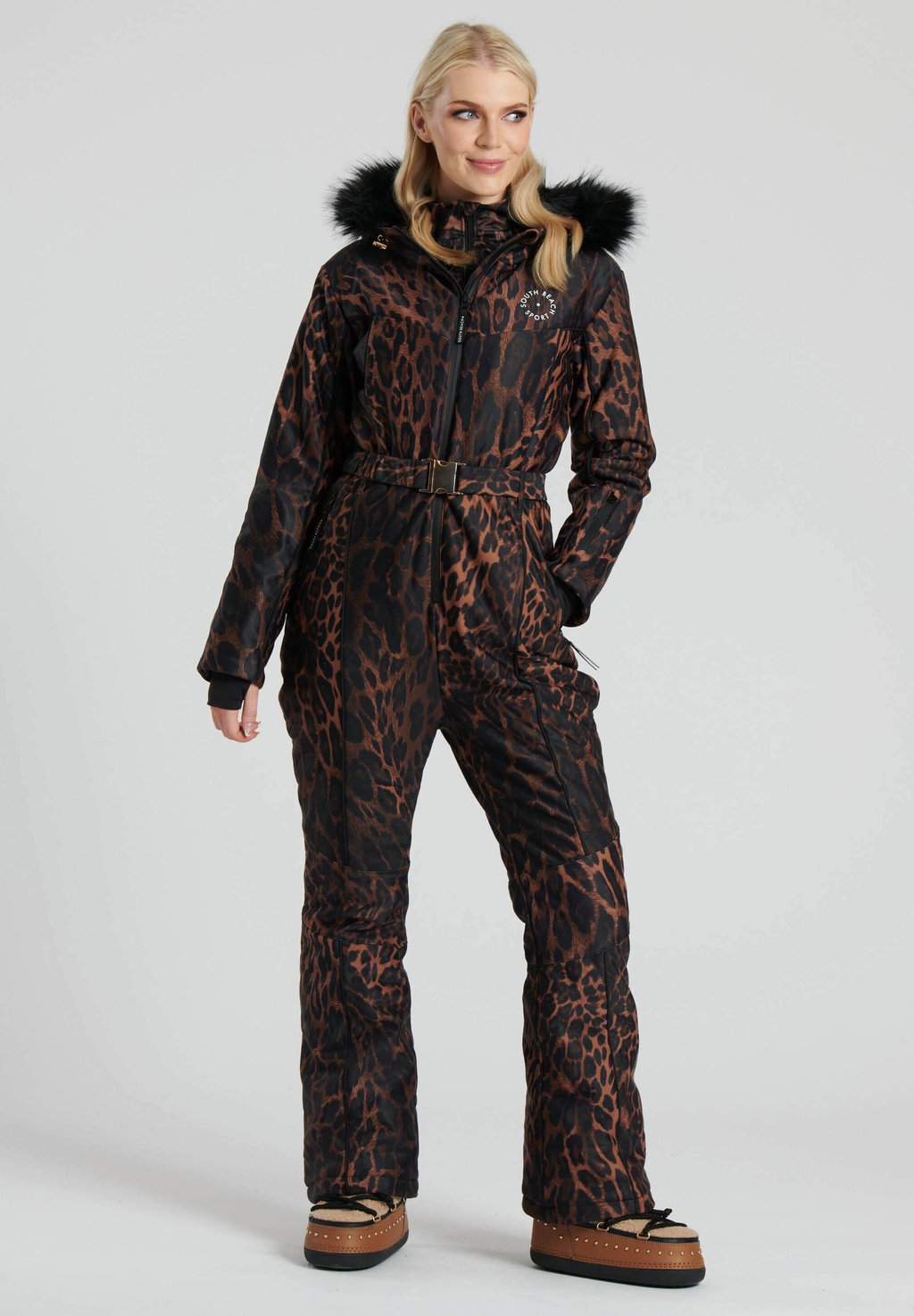 Зимний комбинезон SKI WITH TRIM South Beach, коричневый
Зимний комбинезон SKI WITH TRIM South Beach, коричневый