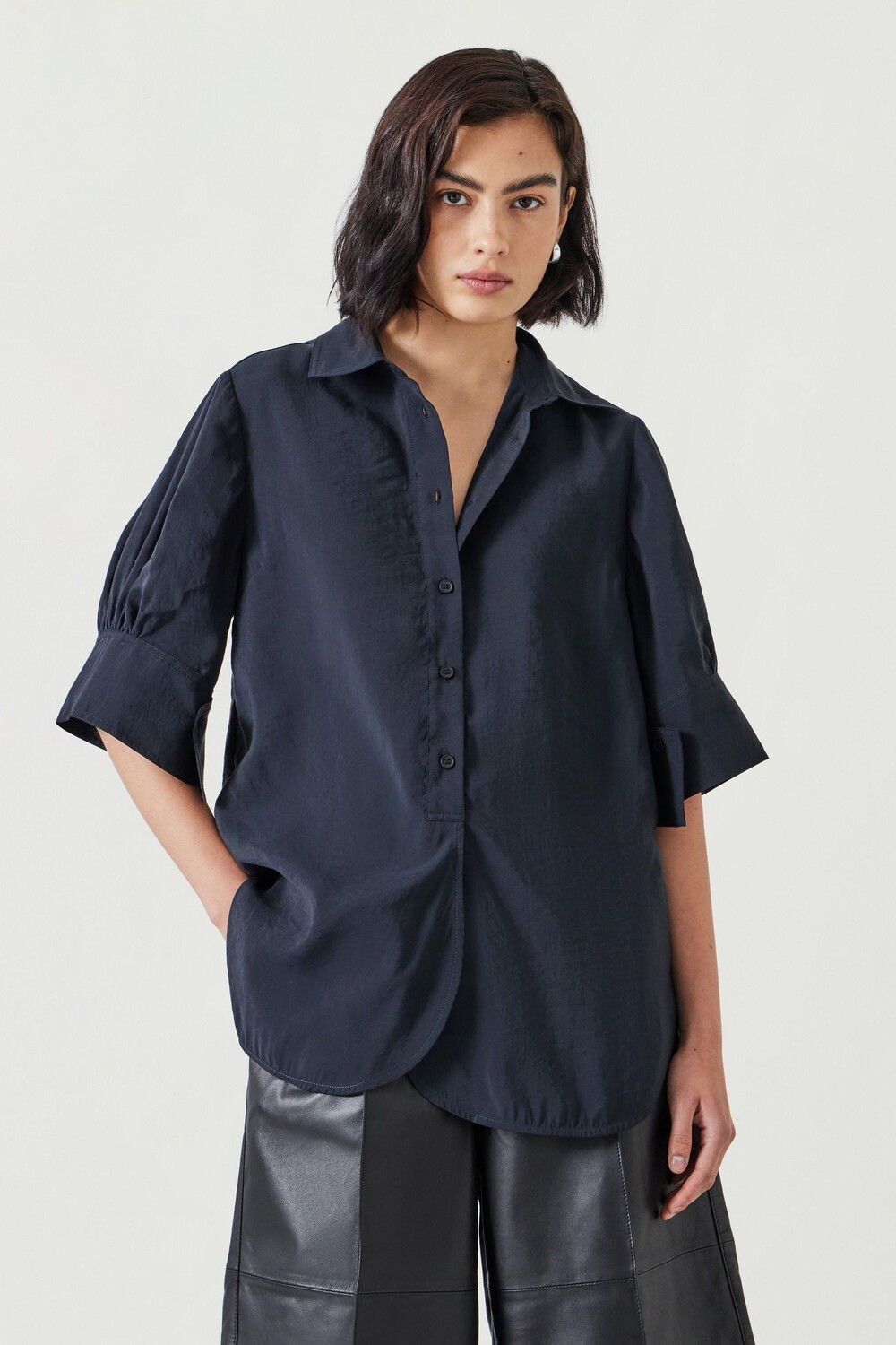 Рубашка с коротким рукавом Laila Hush, черный
Рубашка с коротким рукавом Laila Hush, черный