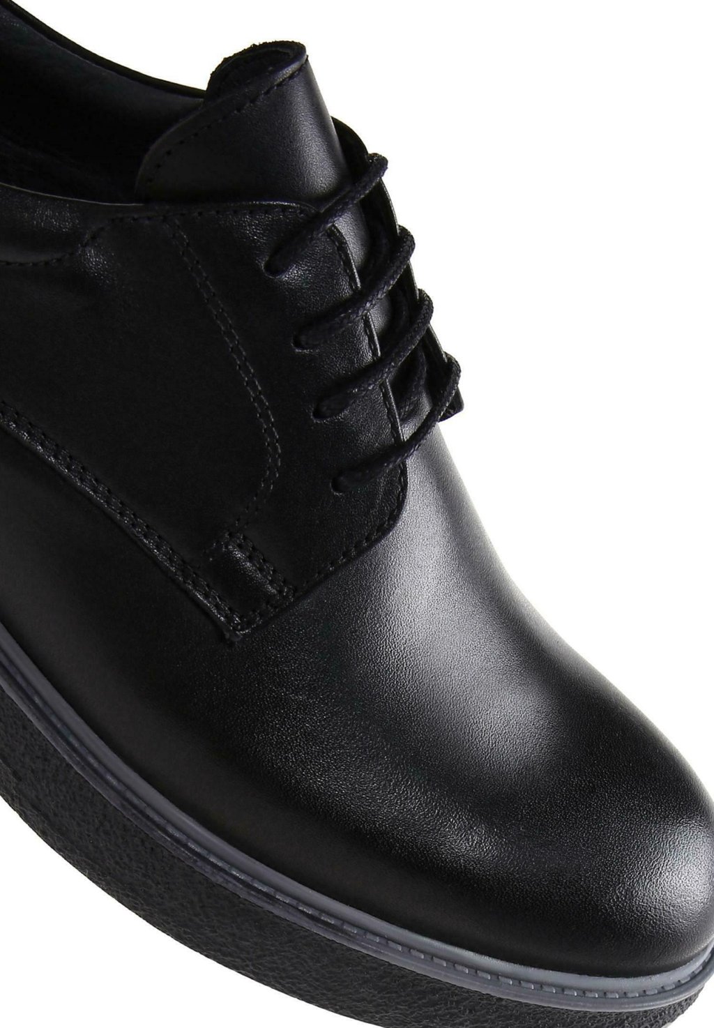 Повседневные туфли на шнуровке Derimod, черный 
Повседневные туфли на шнуровке Derimod, черный