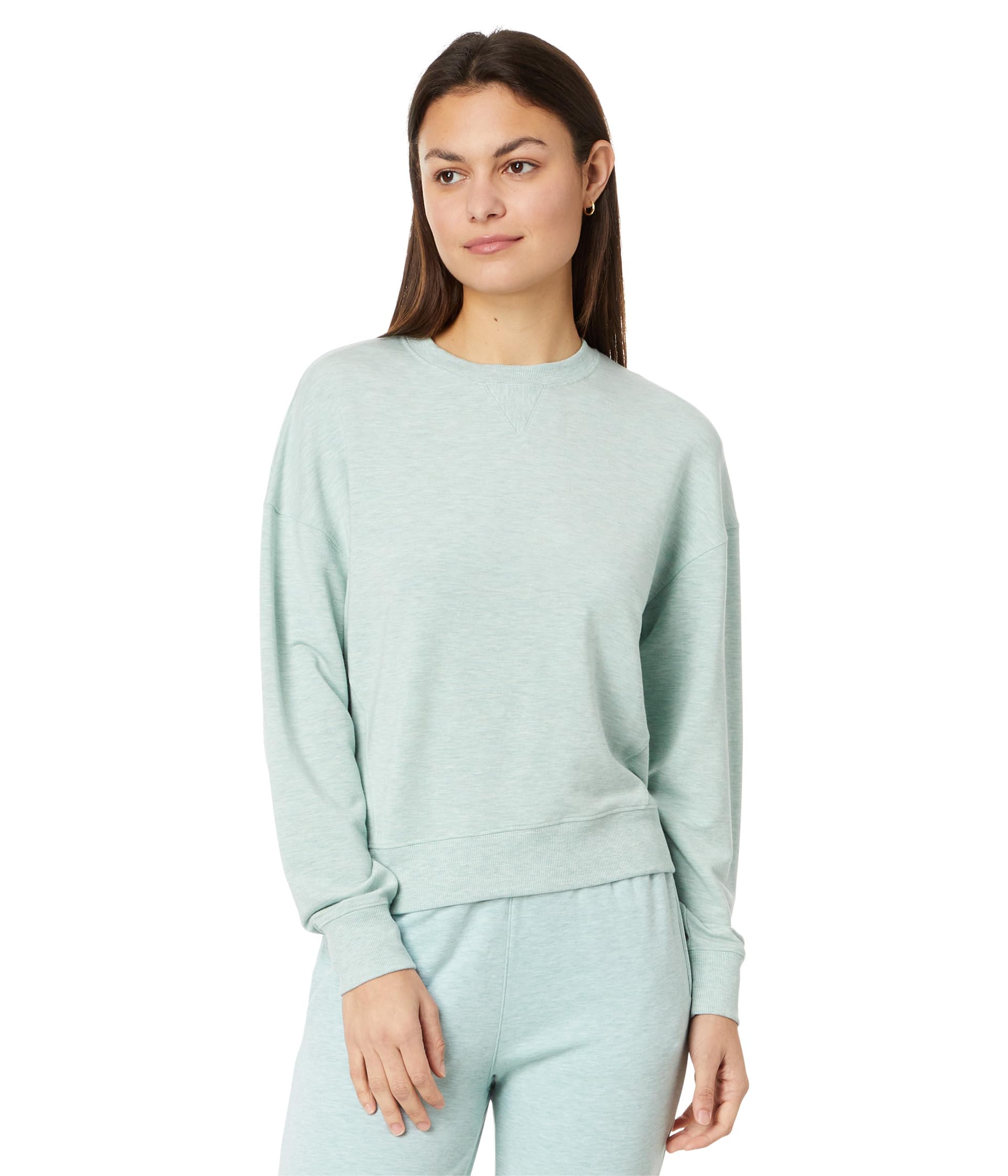 Толстовка TravisMathew Cloud Terry Cre, Heather Ether
Толстовка TravisMathew Cloud Terry Cre, Heather Ether