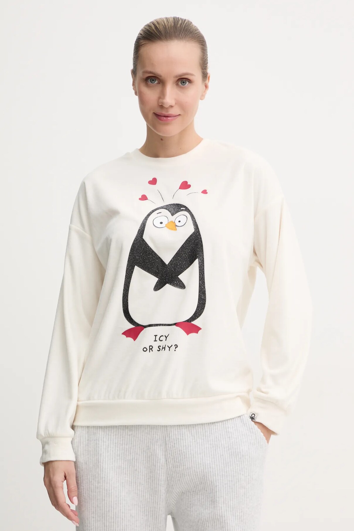 Пижамная толстовка United Colors Of Benetton, бежевый
Пижамная толстовка United Colors Of Benetton, бежевый