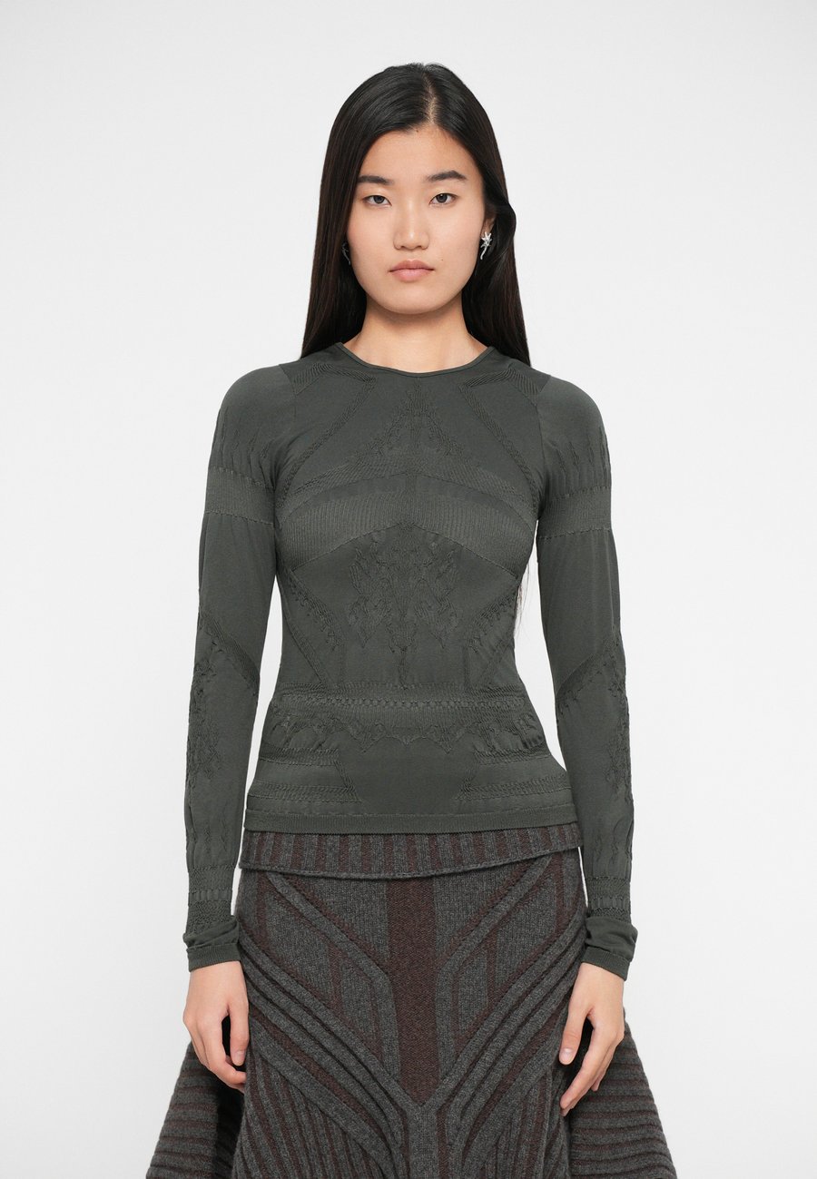 Топ Paolina Russo THERMAL, Armour/Dark Grey
Топ Paolina Russo THERMAL, Armour/Dark Grey