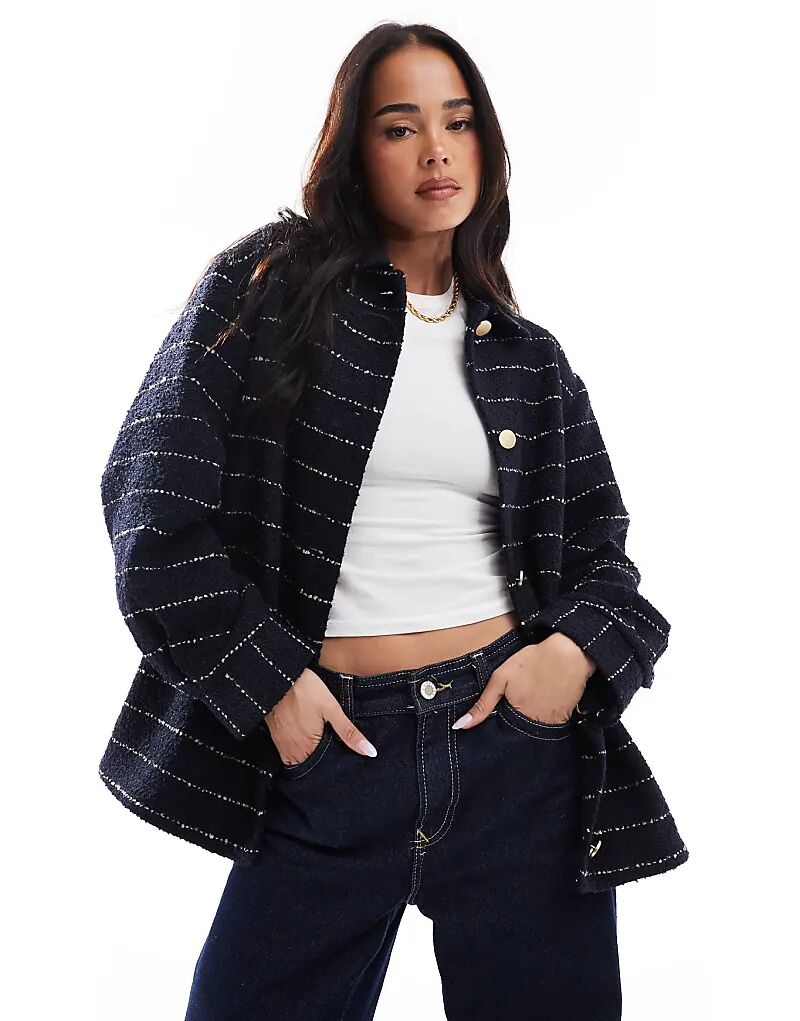 Пиджак букле в полоску ASOS DESIGN темно-синего цвета
Пиджак букле в полоску ASOS DESIGN темно-синего цвета