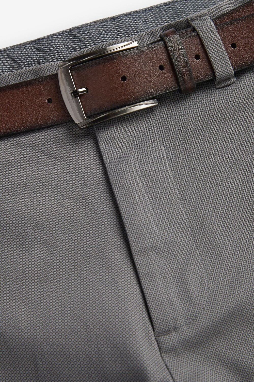 Мягкие брюки-чиносы прямого кроя с поясом Next, серый
Мягкие брюки-чиносы прямого кроя с поясом Next, серый