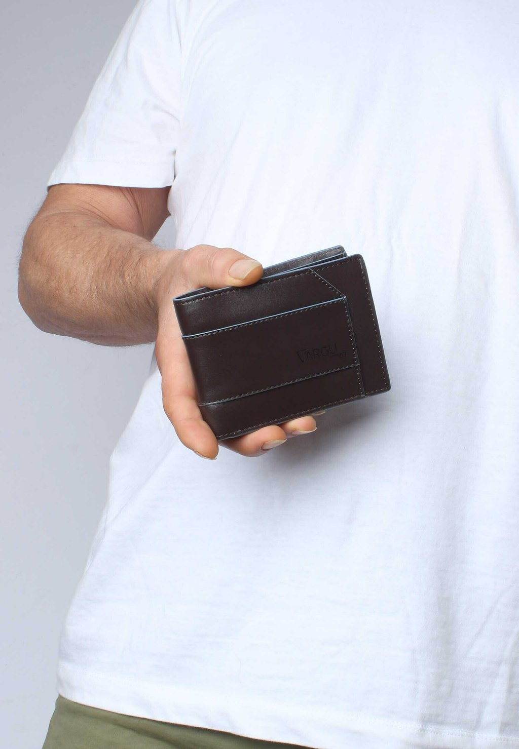 Кошелек KON 1-M Vargu, коричневый
Кошелек KON 1-M Vargu, коричневый