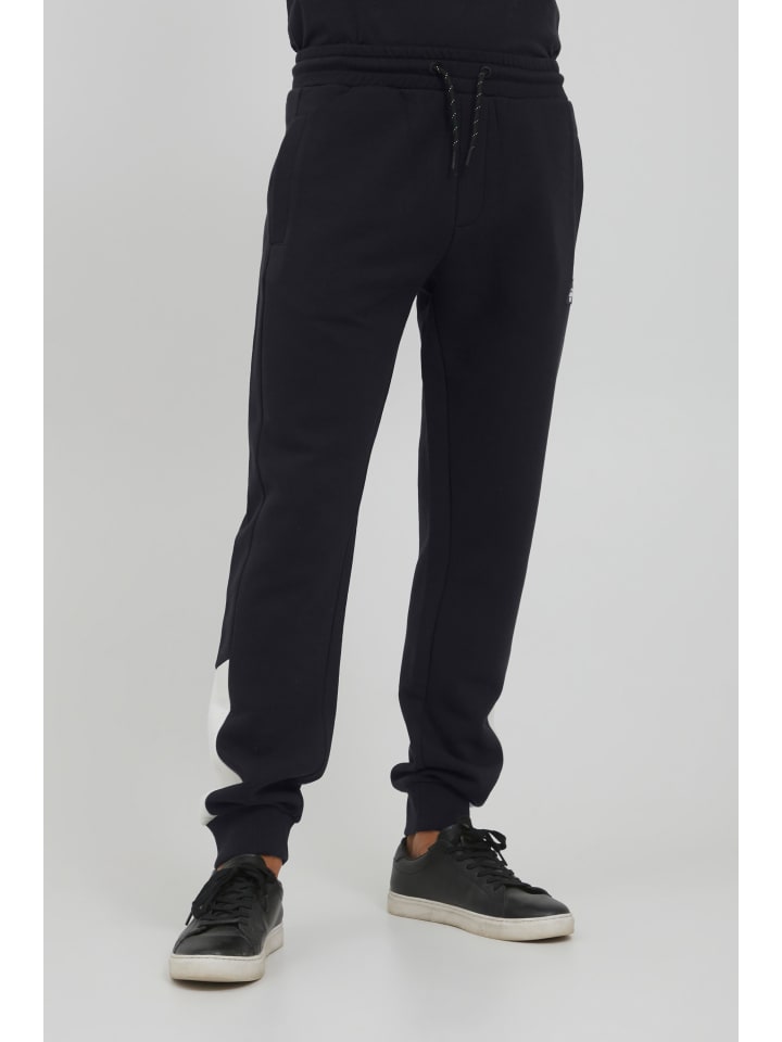 Тканевые брюки BLEND, цвет nachtschwarz
Тканевые брюки BLEND, цвет nachtschwarz