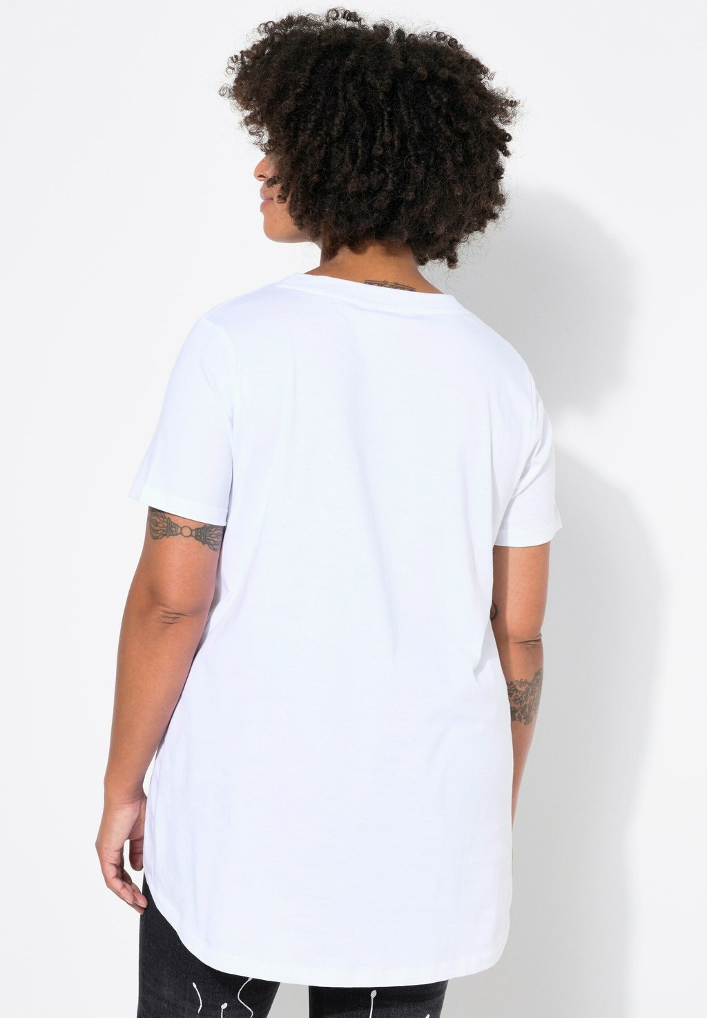 Футболка с принтом BLUMEN-MOTIV Angel of Style, белый
Футболка с принтом BLUMEN-MOTIV Angel of Style, белый