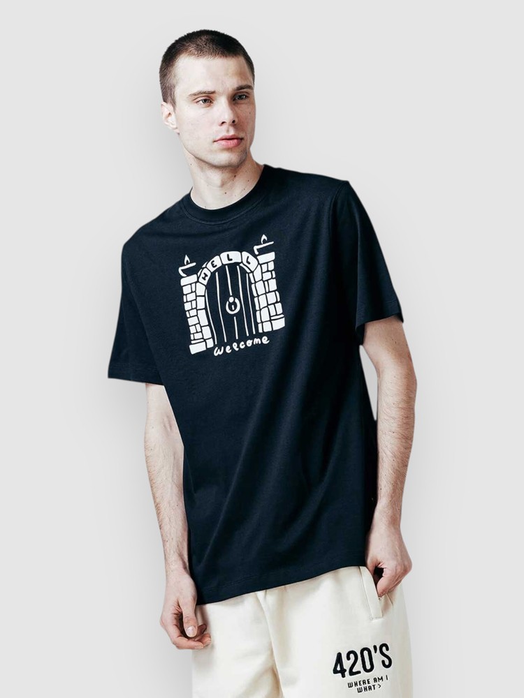 Футболка The Dudes Hellcome Classic T-Shirt, black, Черный, Футболка The Dudes Hellcome Classic T-Shirt, black
Футболка The Dudes Hellcome Classic T-Shirt, black, Черный, Футболка The Dudes Hellcome Classic T-Shirt, black