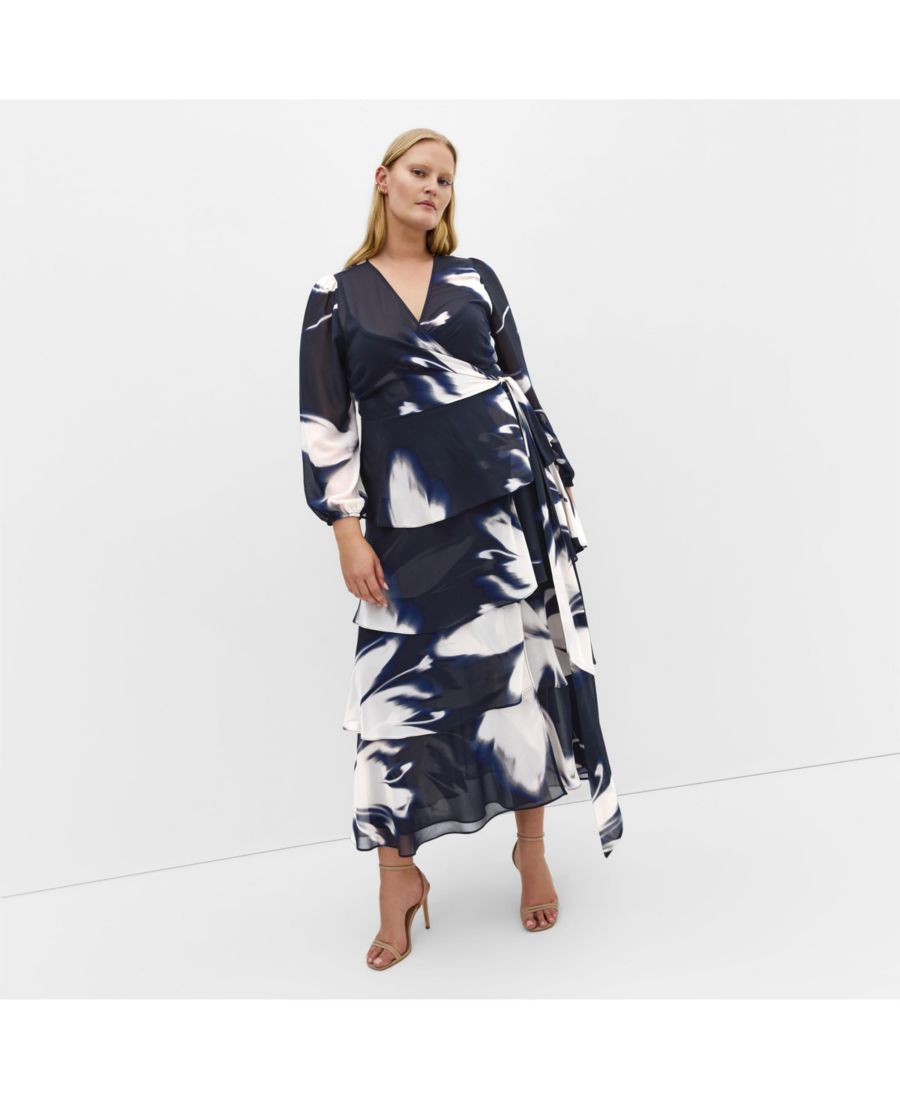 Платье-макси Selene с запахом больших размеров CITY CHIC, Blurred fl
Платье-макси Selene с запахом больших размеров CITY CHIC, Blurred fl