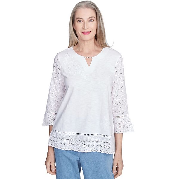 Топ с цветочной вышивкой и отделкой ришелье Alfred Dunner
Топ с цветочной вышивкой и отделкой ришелье Alfred Dunner