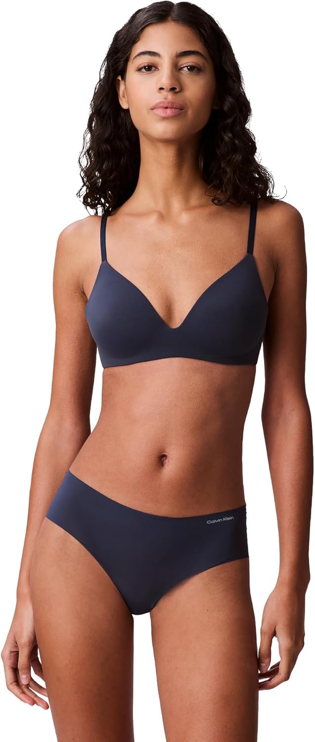 Бюстгальтер-футболка без косточек Calvin Klein Women's Perfectly Fit, Speakeasy
Бюстгальтер-футболка без косточек Calvin Klein Women's Perfectly Fit, Speakeasy