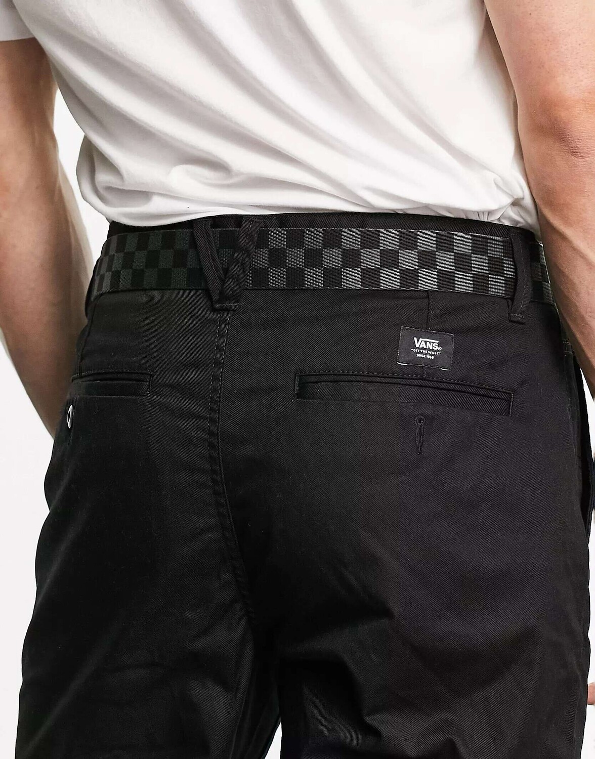 Черный ремень Vans deppster 2 в шахматном порядке
Черный ремень Vans deppster 2 в шахматном порядке