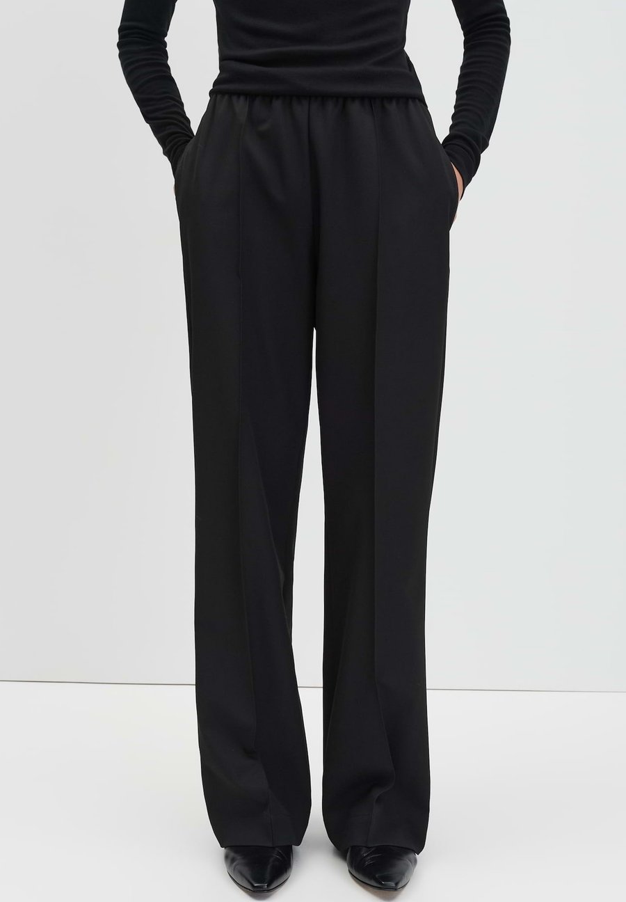 Брюки someday. HIGH RISE REGULAR WIDE FIT, Black
Брюки someday. HIGH RISE REGULAR WIDE FIT, Black