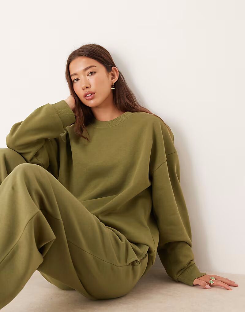 Толстовка Ultimate oversize с начесом сзади цвета хаки Asos Design
Толстовка Ultimate oversize с начесом сзади цвета хаки Asos Design