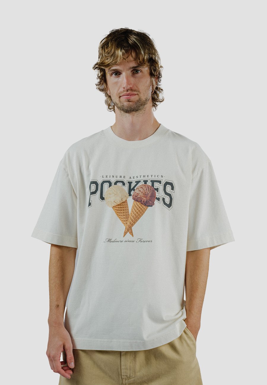 Футболка Pockies UM ICECREAM TEE, White, Белый, Футболка Pockies UM ICECREAM TEE, White
Футболка Pockies UM ICECREAM TEE, White, Белый, Футболка Pockies UM ICECREAM TEE, White