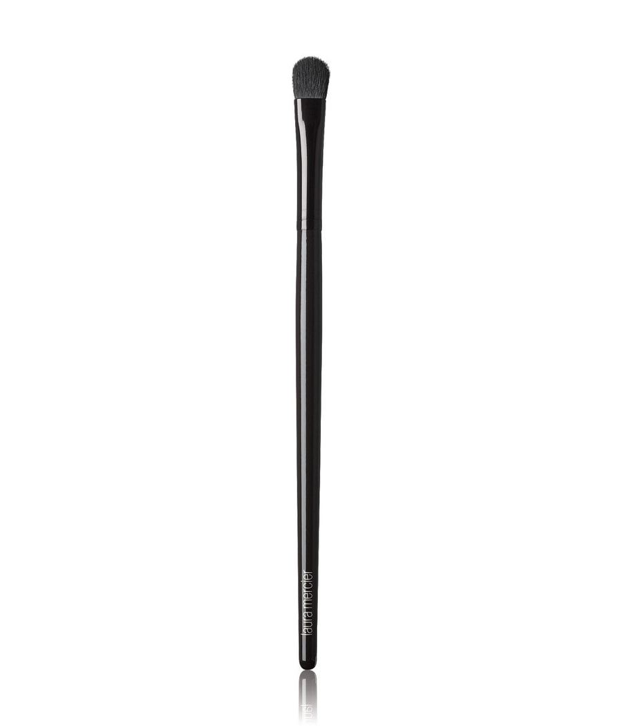 Кисть для теней LAURA MERCIER Eye Colour Brush, 1 шт.
Кисть для теней LAURA MERCIER Eye Colour Brush, 1 шт.