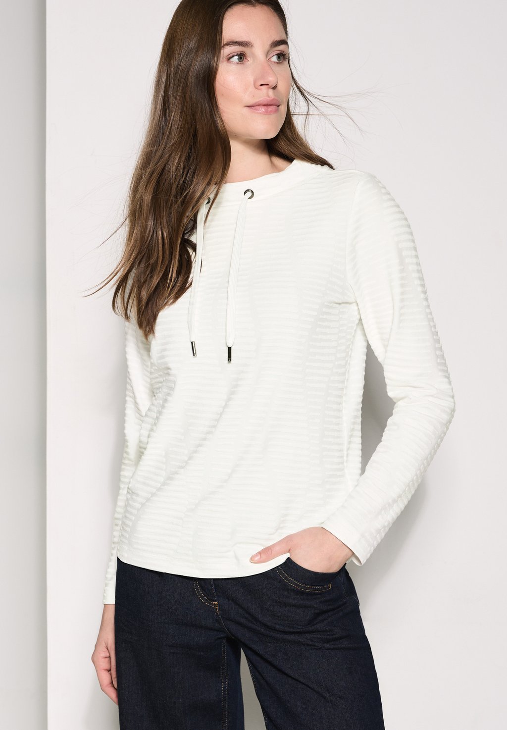Топ с длинными рукавами STRUKTUR Cecil, молочный
Топ с длинными рукавами STRUKTUR Cecil, молочный