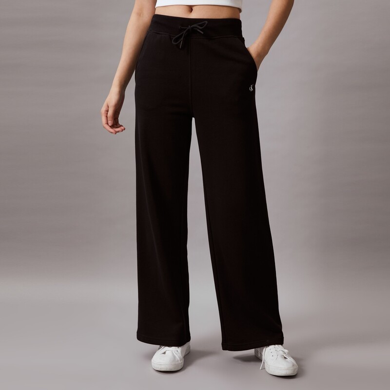 Брюки женские Calvin Klein Jeans с завязками на талии, светлый хаки
Брюки женские Calvin Klein Jeans с завязками на талии, светлый хаки