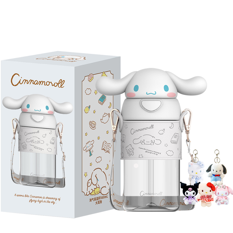 Hello Kitty пластиковый стакан 620 мл Sanrio, красный
Hello Kitty пластиковый стакан 620 мл Sanrio, красный